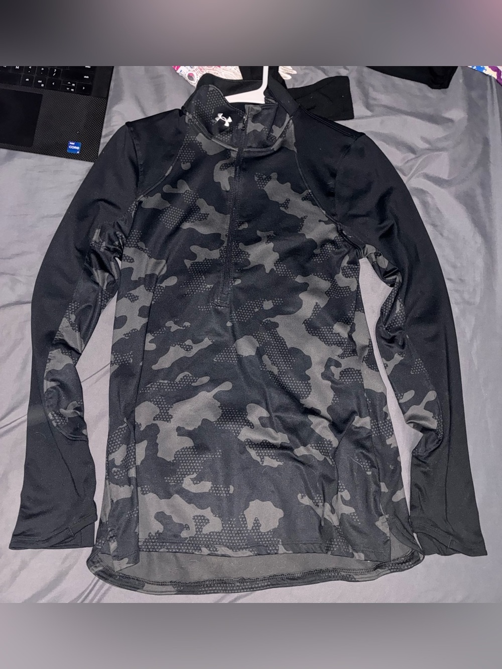 Under Armour Women’s Black/Charcoal Camo 1/4 Zip Utility Jacket